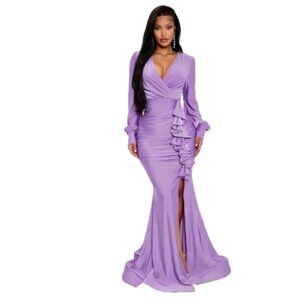 Fashion Nova Lilac long sleeves ,party dress. Maxi dress ,Very stretchy 1X